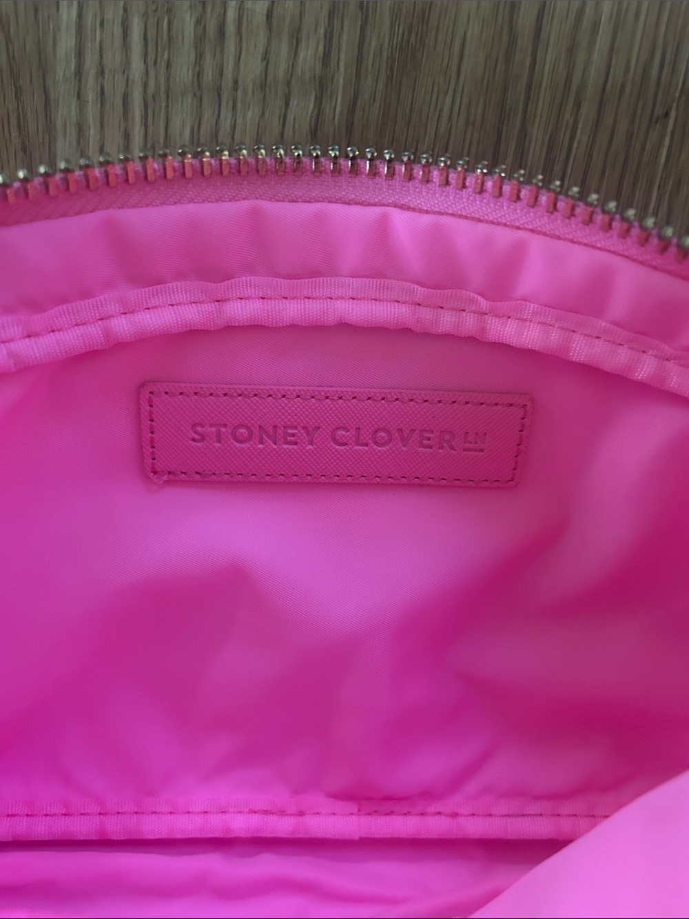 Stoney Clover Pink Travel Cosmetic Bag - Compact Women's Pouch - Picture 2 of 6